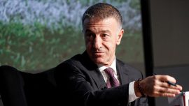 Ahmet Ağaoğlu’ndan Abdullah Avcı’ya destek