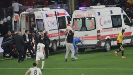 İzmir derbisine olaylar damga vurdu