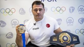 Rıza Kayaalp yılı zirvede kapattı