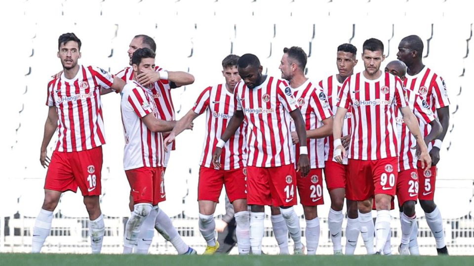 Ümraniyespor’un kupadaki rakibi Efeler 09 FK