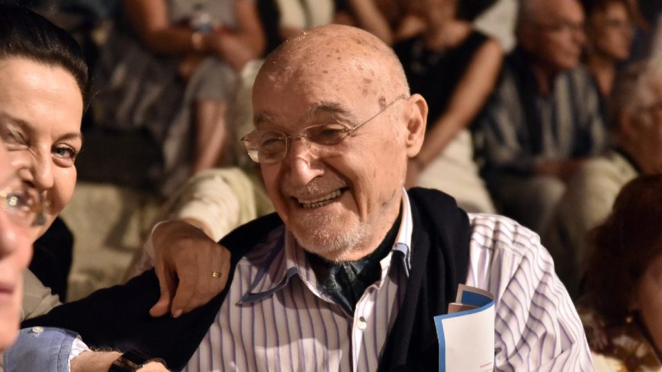 Vefat eden Hıncal Uluç için tören düzenlendi