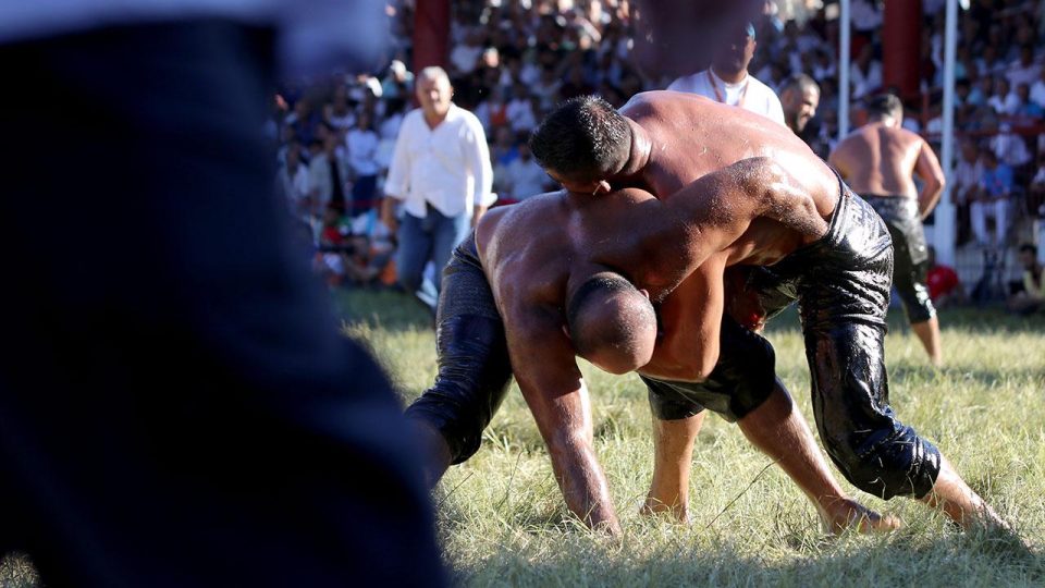 Kırkpınar başpehlivanına 1 milyon lira ödül verilecek