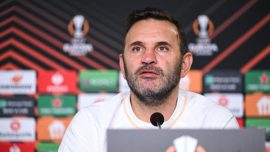 Okan Buruk’tan zemin yanıtı: Tüm sorumluluk TFF’nin